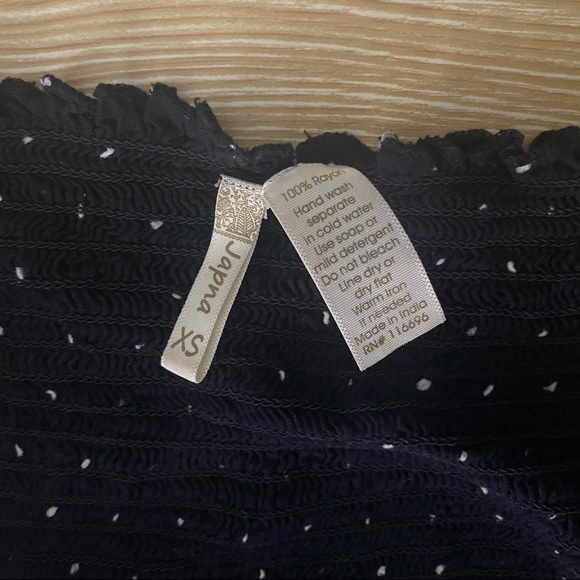 Japna smocked polkadot off shoulder peplum top - Picture 2 of 3